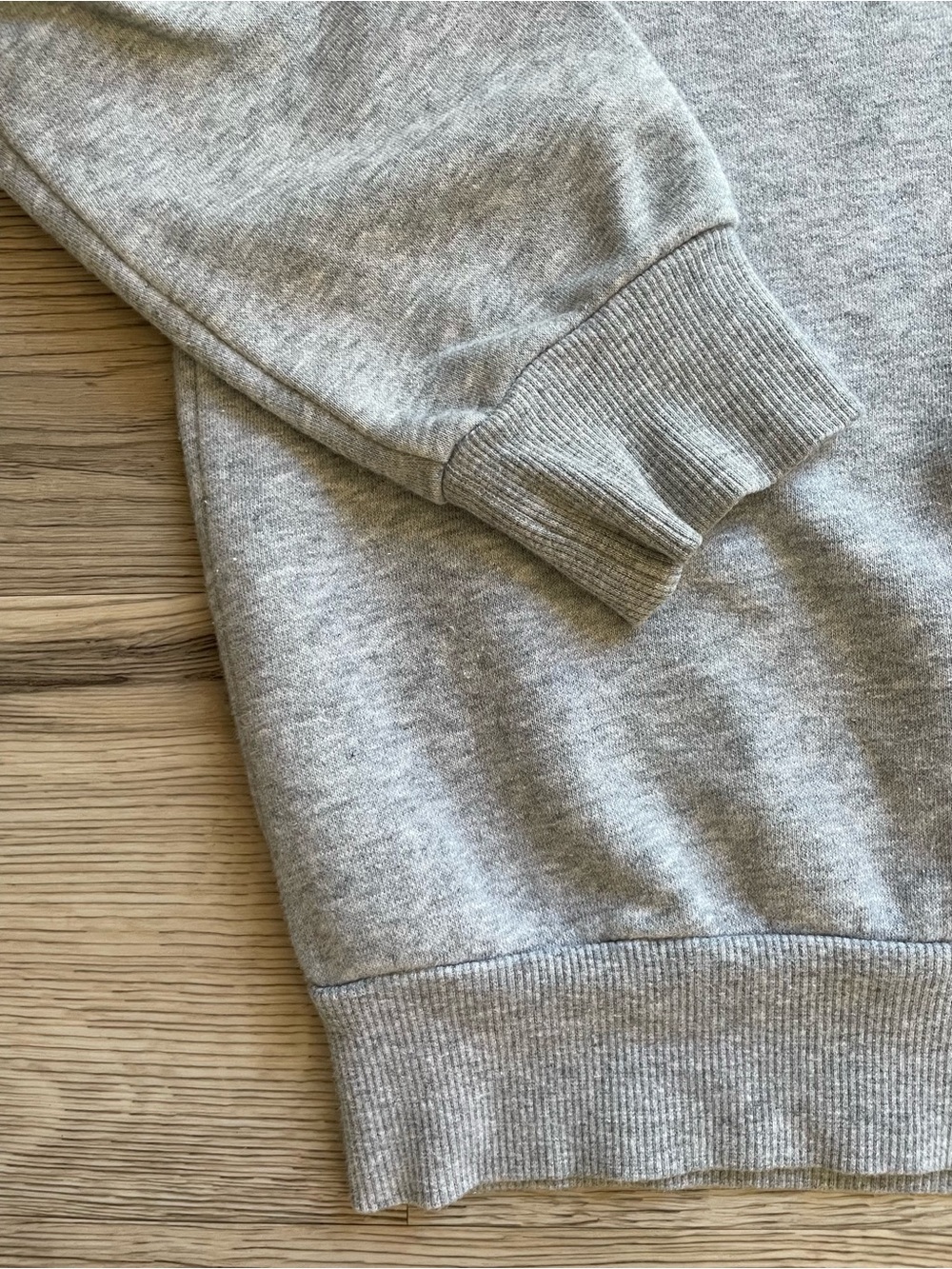art class | ‘CHILL’ Graphic Crewneck Sweatshirt | Youth M (8-10) - Picture 11 of 13